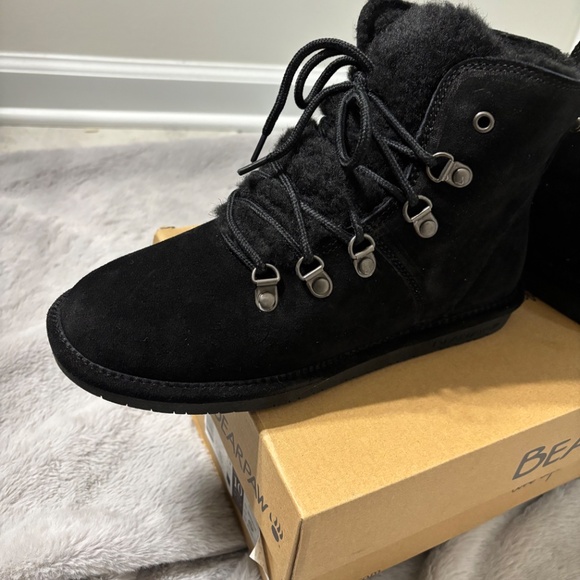 Bearpaw Black Booties - Picture 5 of 5